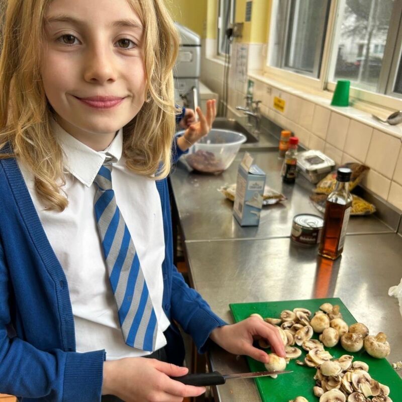 Image for the Tweet beginning: More cooking for Year 5!